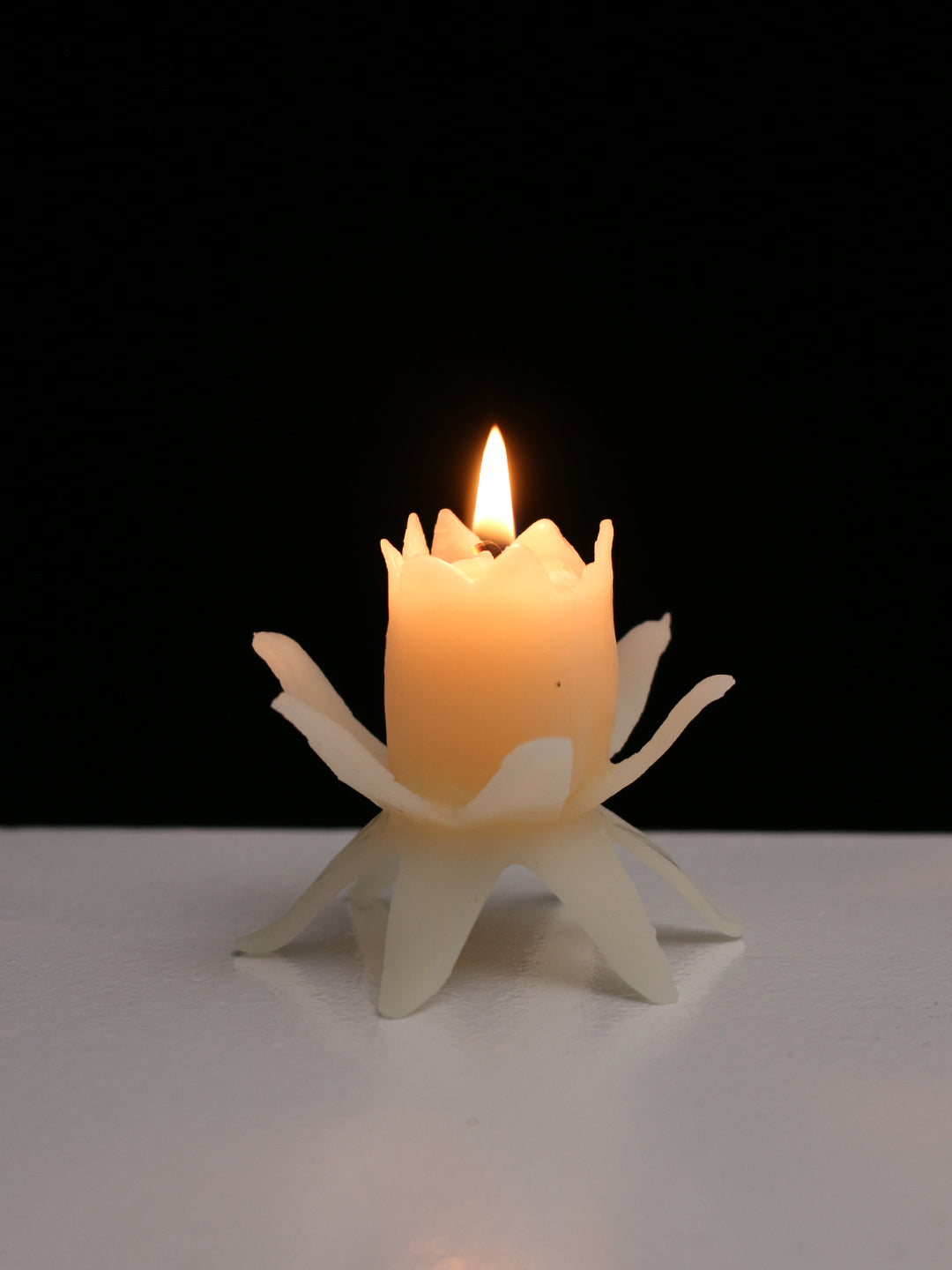 Hand cast beeswax candle